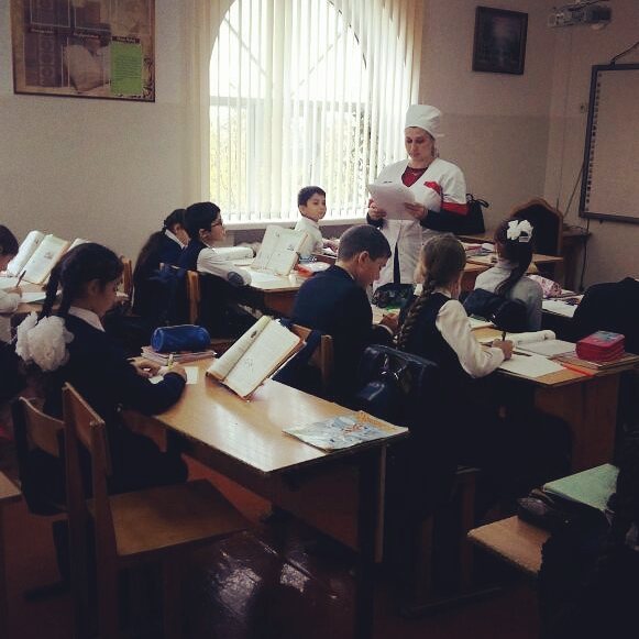 Сегодня мед.работники Сунженской ЦРБ в ознаменование «Дня чистых рук» прочли лекции в школах г.Сунжа «Гигиена рук».